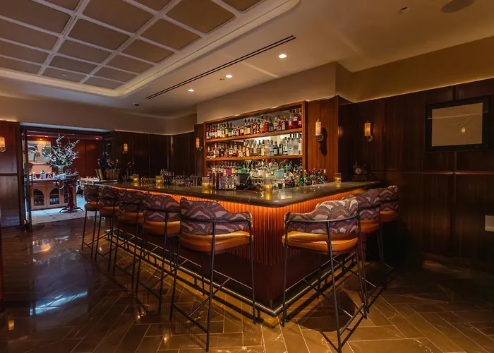 Iroquois New York Times Square Hotel